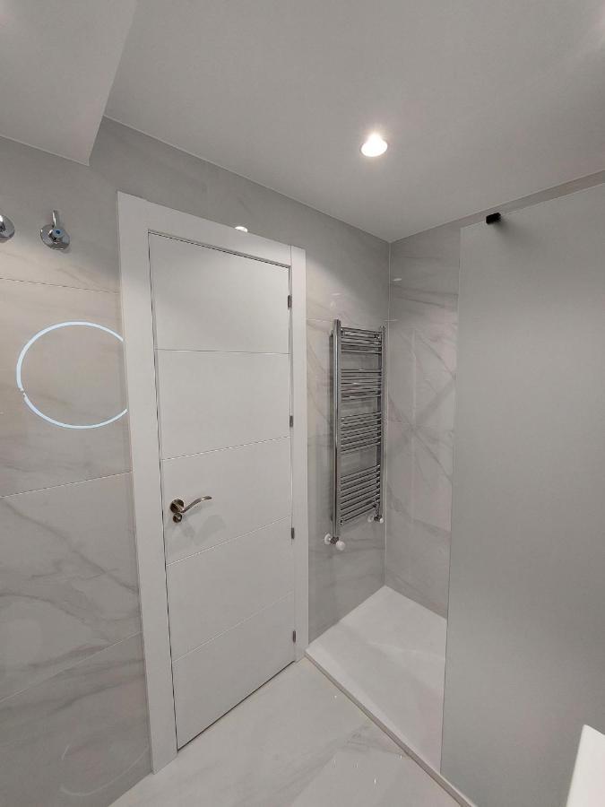 Ordono II Suites Con Aire Acondicionado Y Wifi Leon Luaran gambar